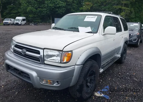 2000 Toyota 4Runner Limited from USA, damaged, VIN JT3HN87R2Y0280995